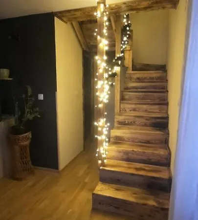 Vila Planinska Kuca Paun *